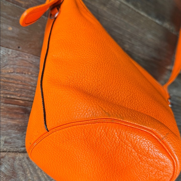 Coach vintage  neon orange duffle mini bucket feed bag crossbody (flaws) w/COA - Picture 7 of 16